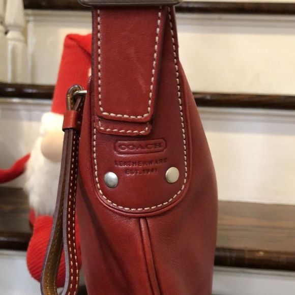 COACH Legacy Red Leather Feeder Bucket Adjustable Crossbody Shoulder Bag Vintage - Picture 14 of 16